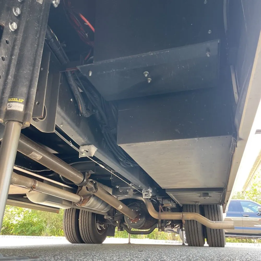 2020 Mirada Coachman motor home Base
