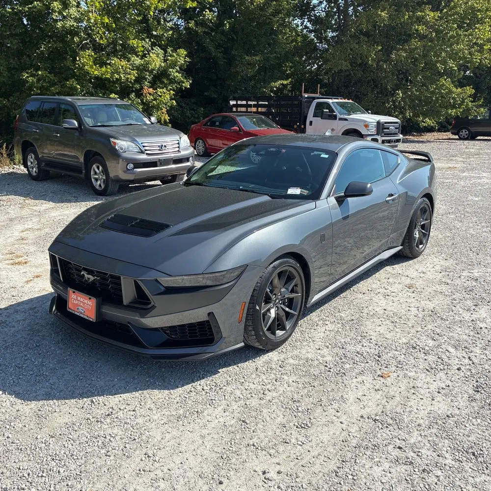 2024 Ford Mustang Dark Horse