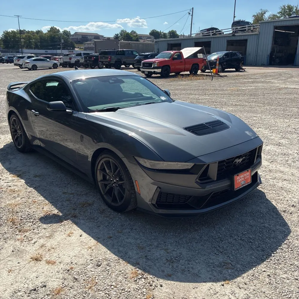 2024 Ford Mustang Dark Horse