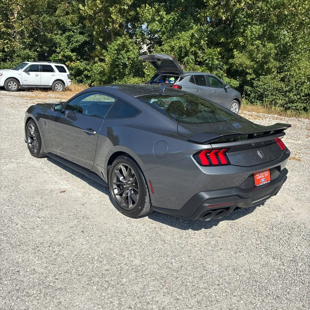 2024 Ford Mustang Dark Horse