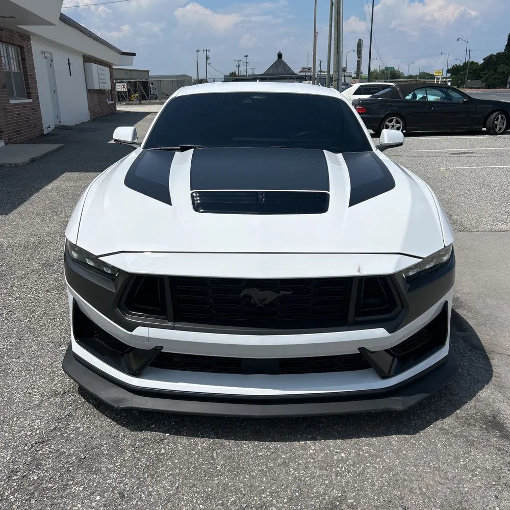 2024 Ford Mustang Dark Horse