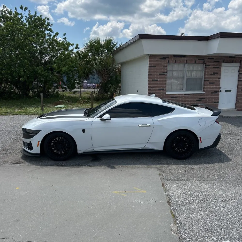 2024 Ford Mustang Dark Horse