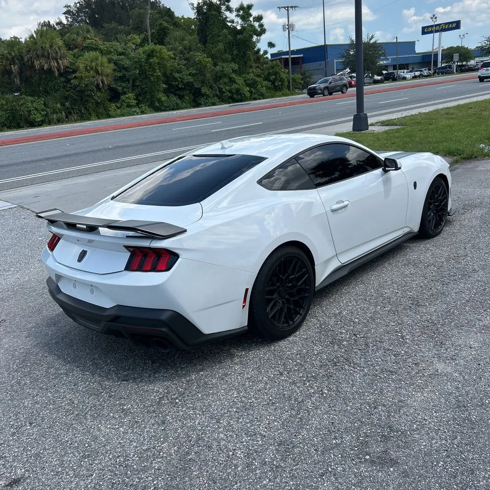 2024 Ford Mustang Dark Horse
