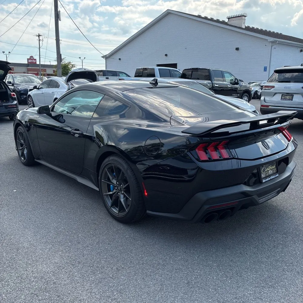2024 Ford Mustang Dark Horse
