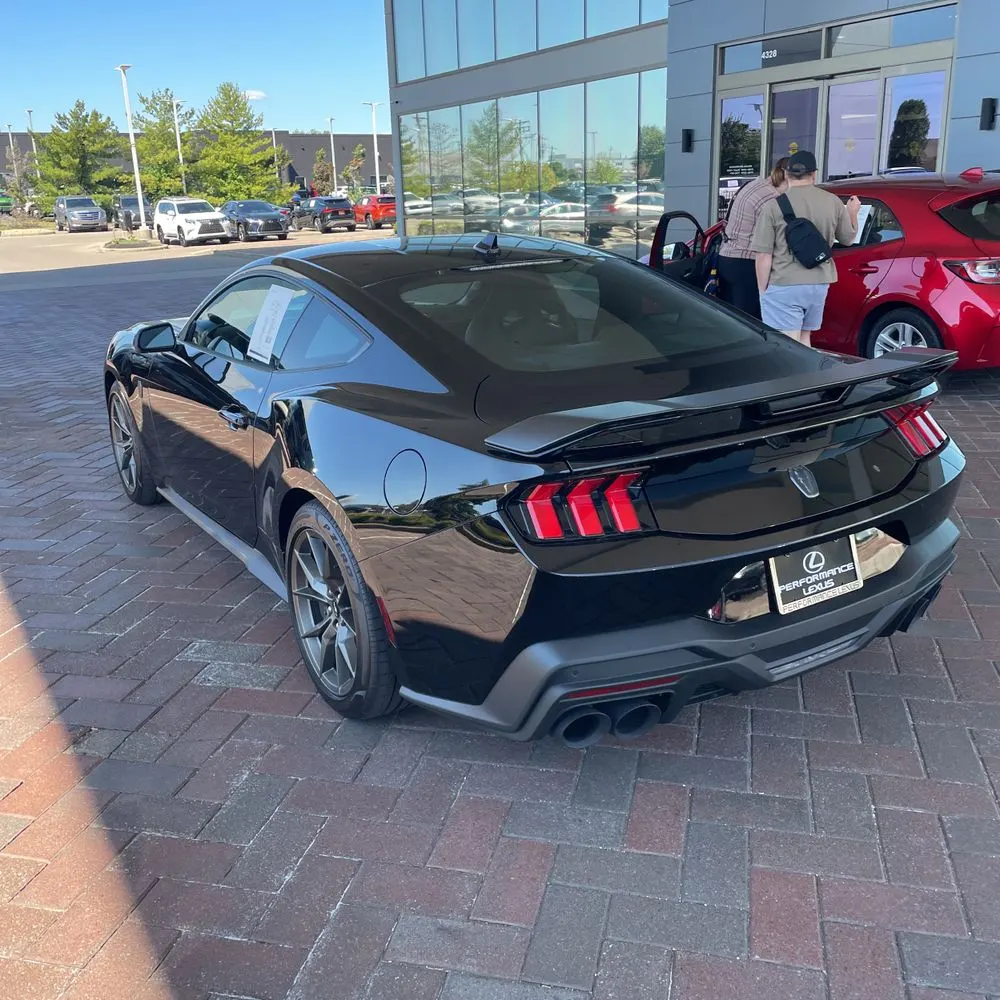 2024 Ford Mustang Dark Horse