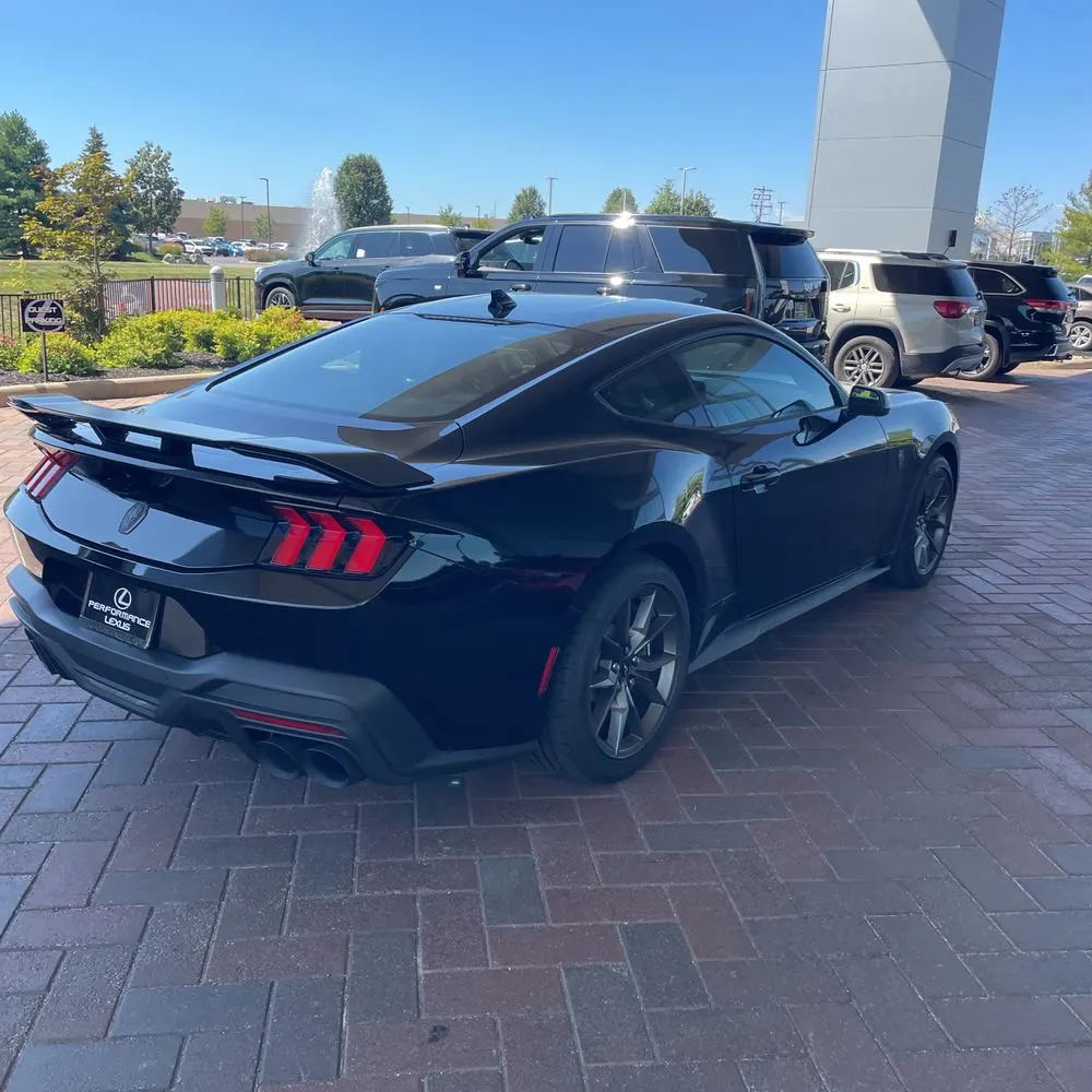 2024 Ford Mustang Dark Horse