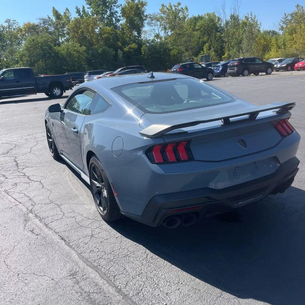 2024 Ford Mustang Dark Horse