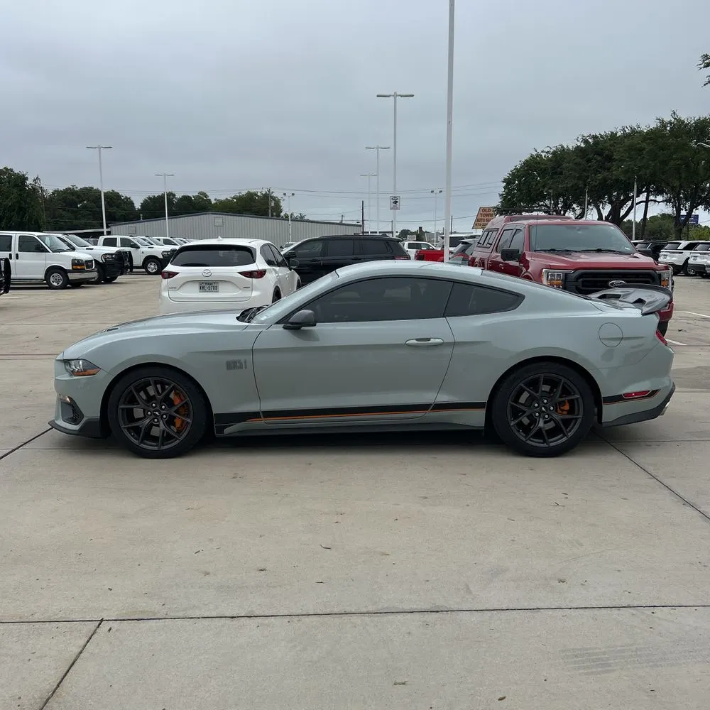 2022 Ford Mustang Mach 1