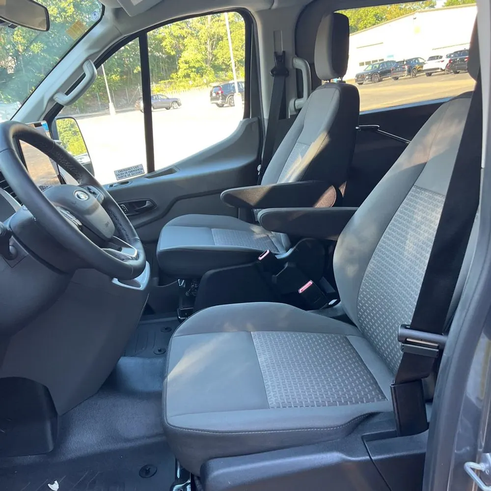 2024 Ford Transit 350 XLT