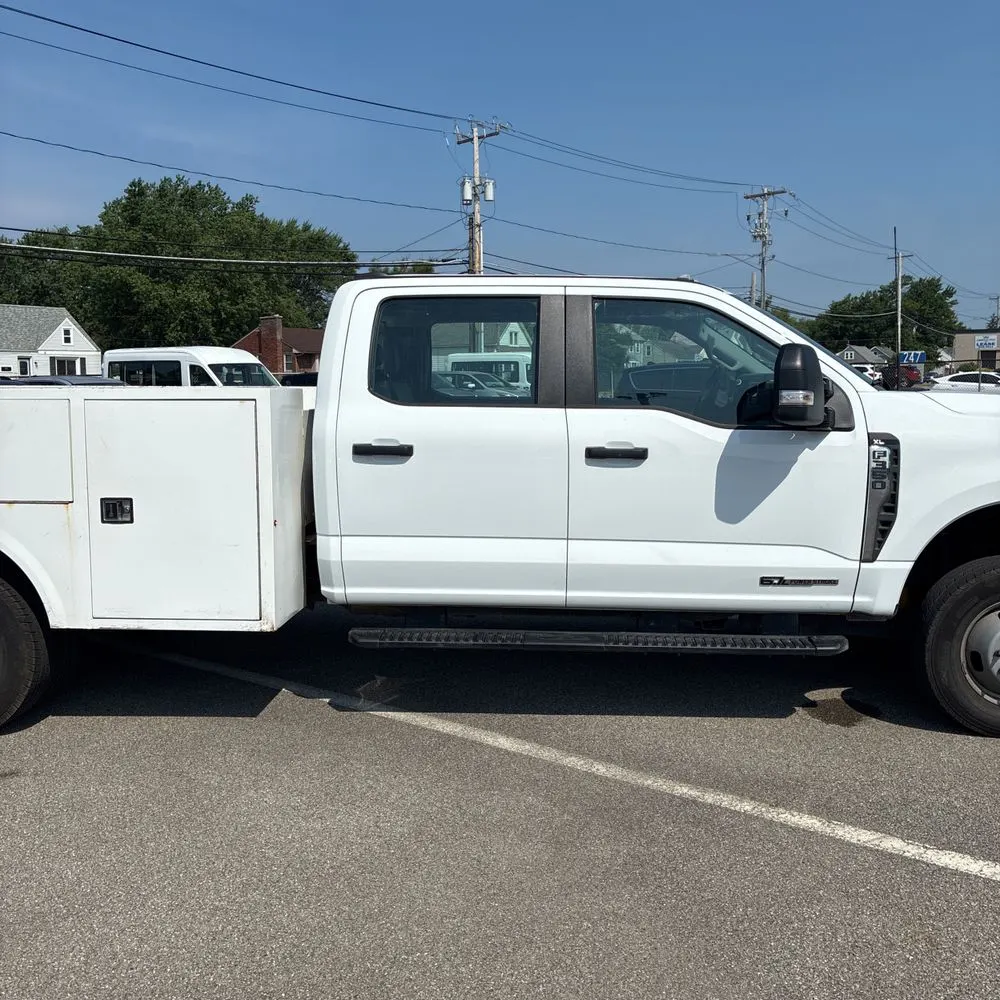 2024 Ford S/D C/C F350 XL