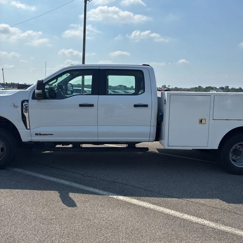 2024 Ford S/D C/C F350 XL
