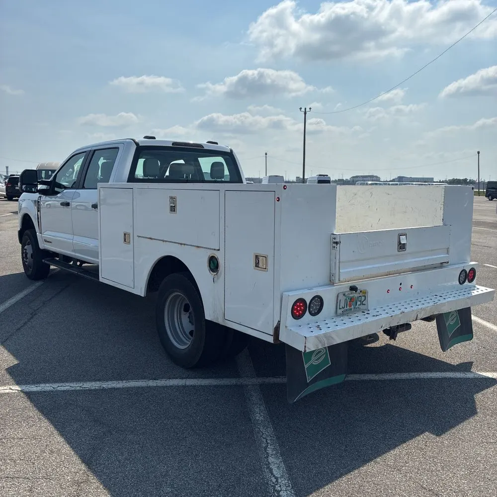 2024 Ford S/D C/C F350 XL