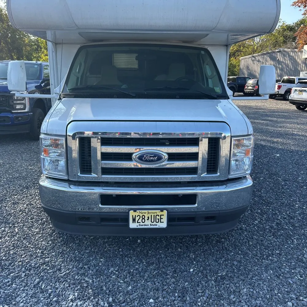 2022 Ford Commercial Vans E350
