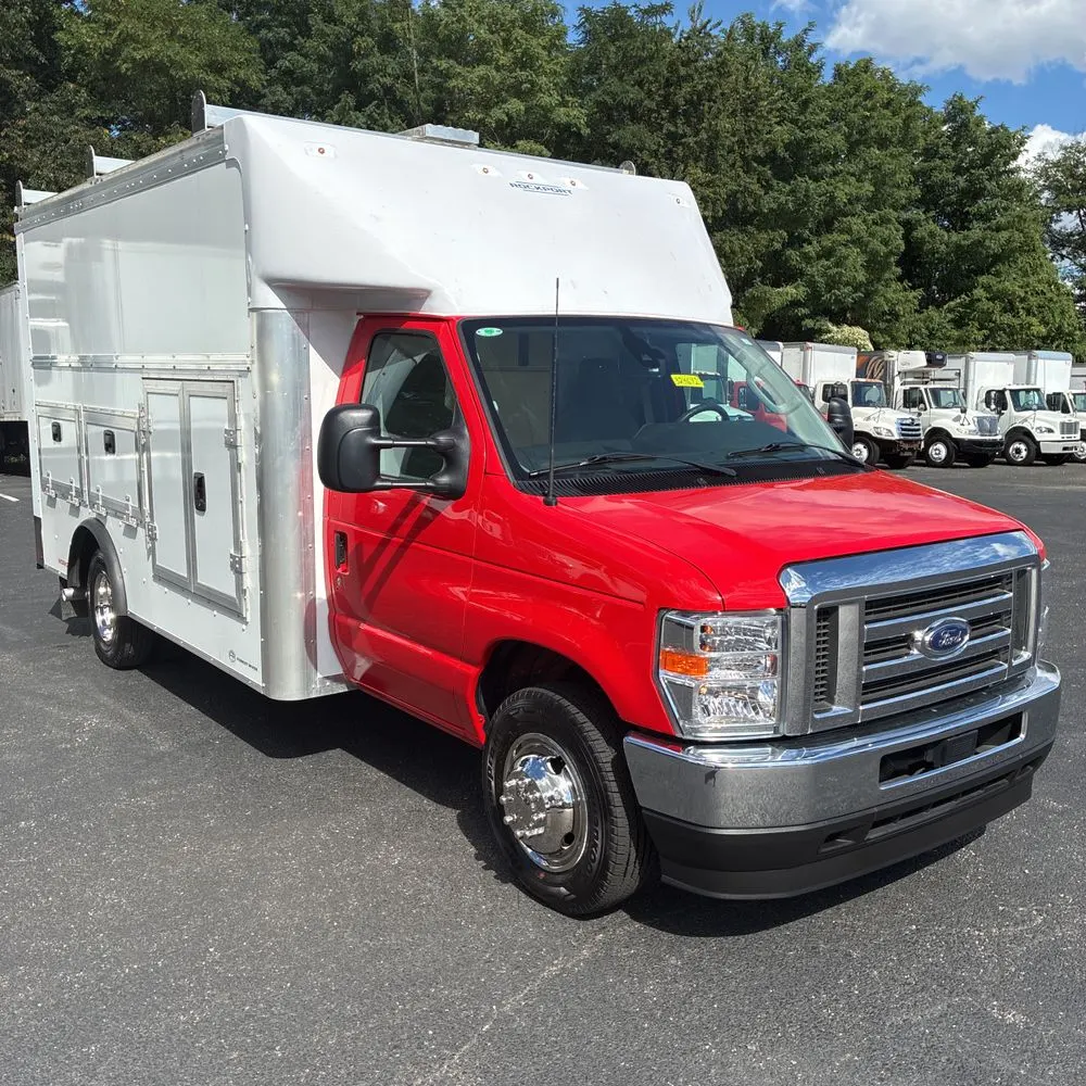 2025 Ford Commercial Vans E350