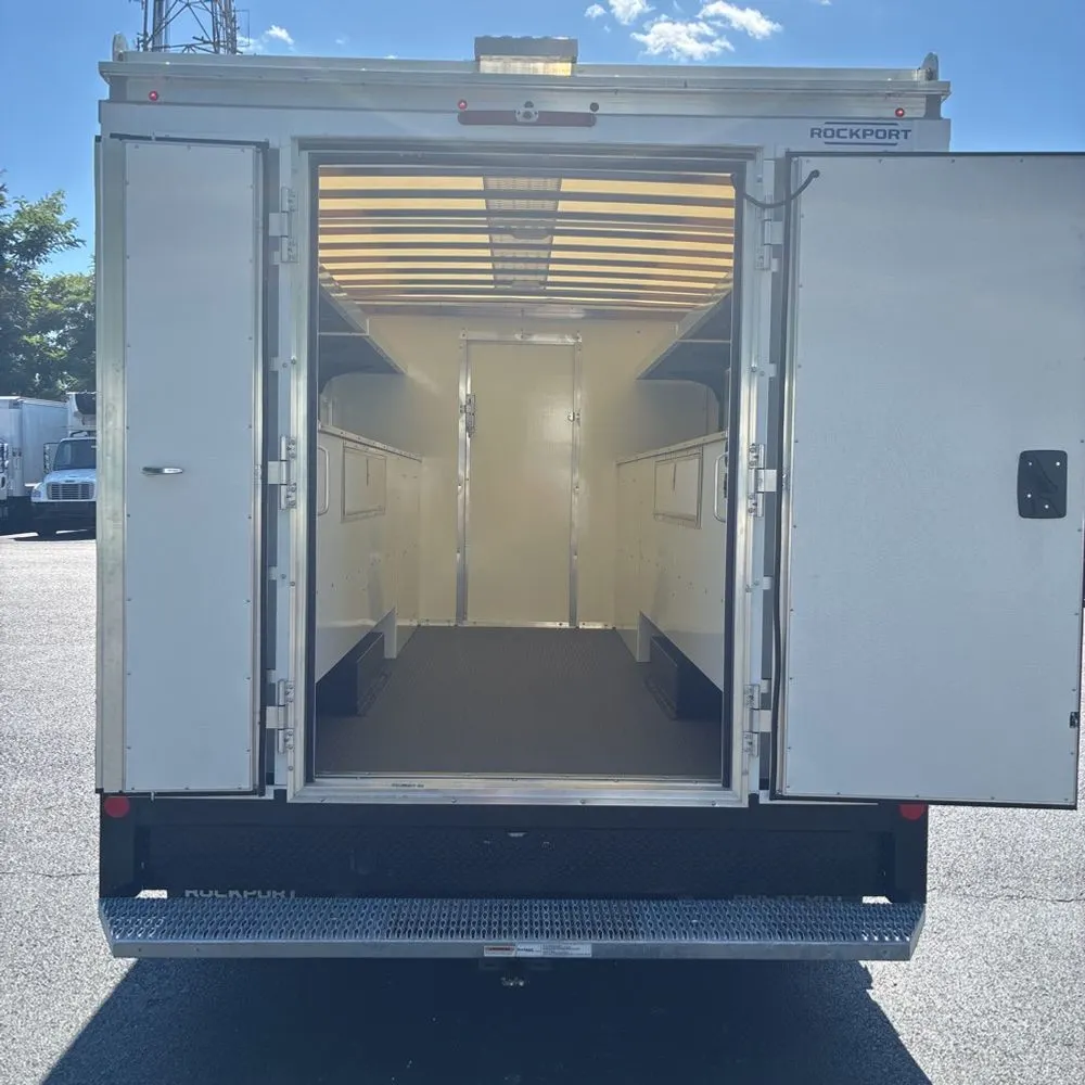 2025 Ford Commercial Vans E450
