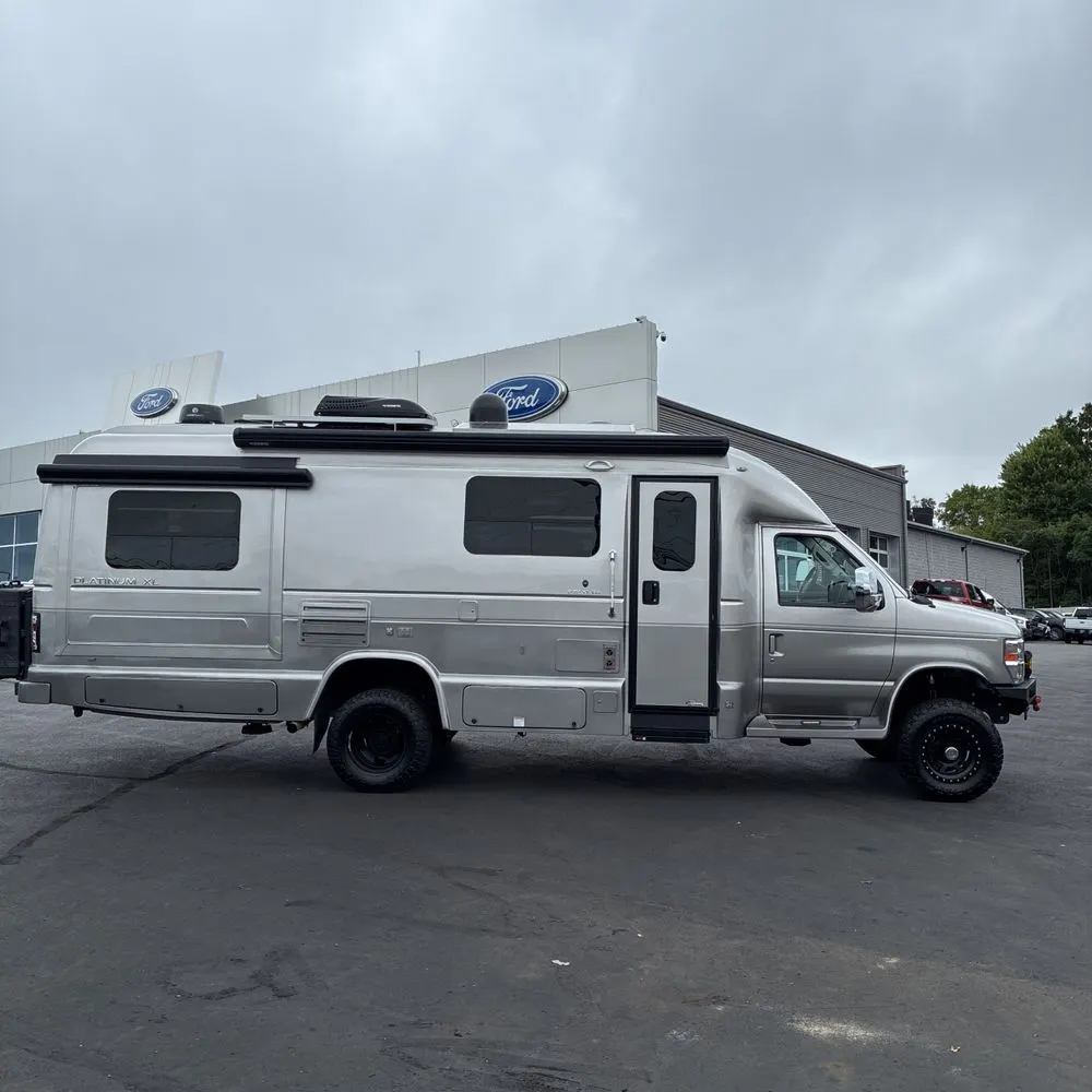 2022 Ford Commercial Vans E450