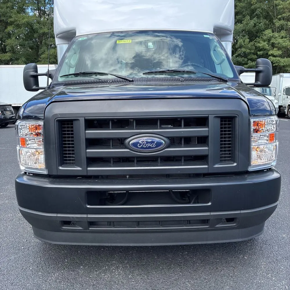 2025 Ford Commercial Vans E450