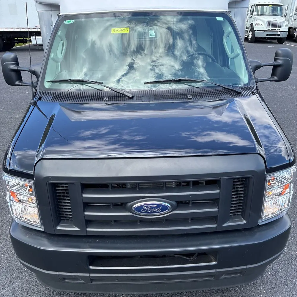 2025 Ford Commercial Vans E450