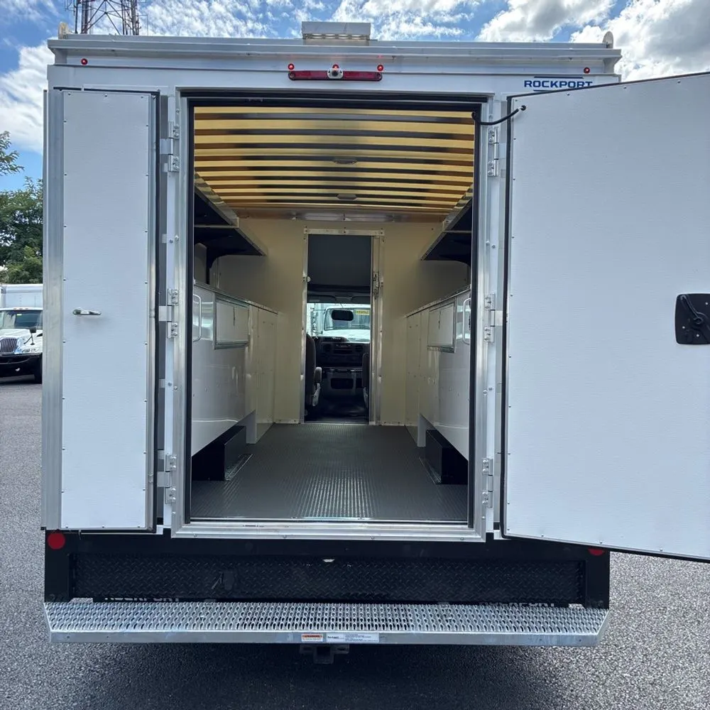 2025 Ford Commercial Vans E450