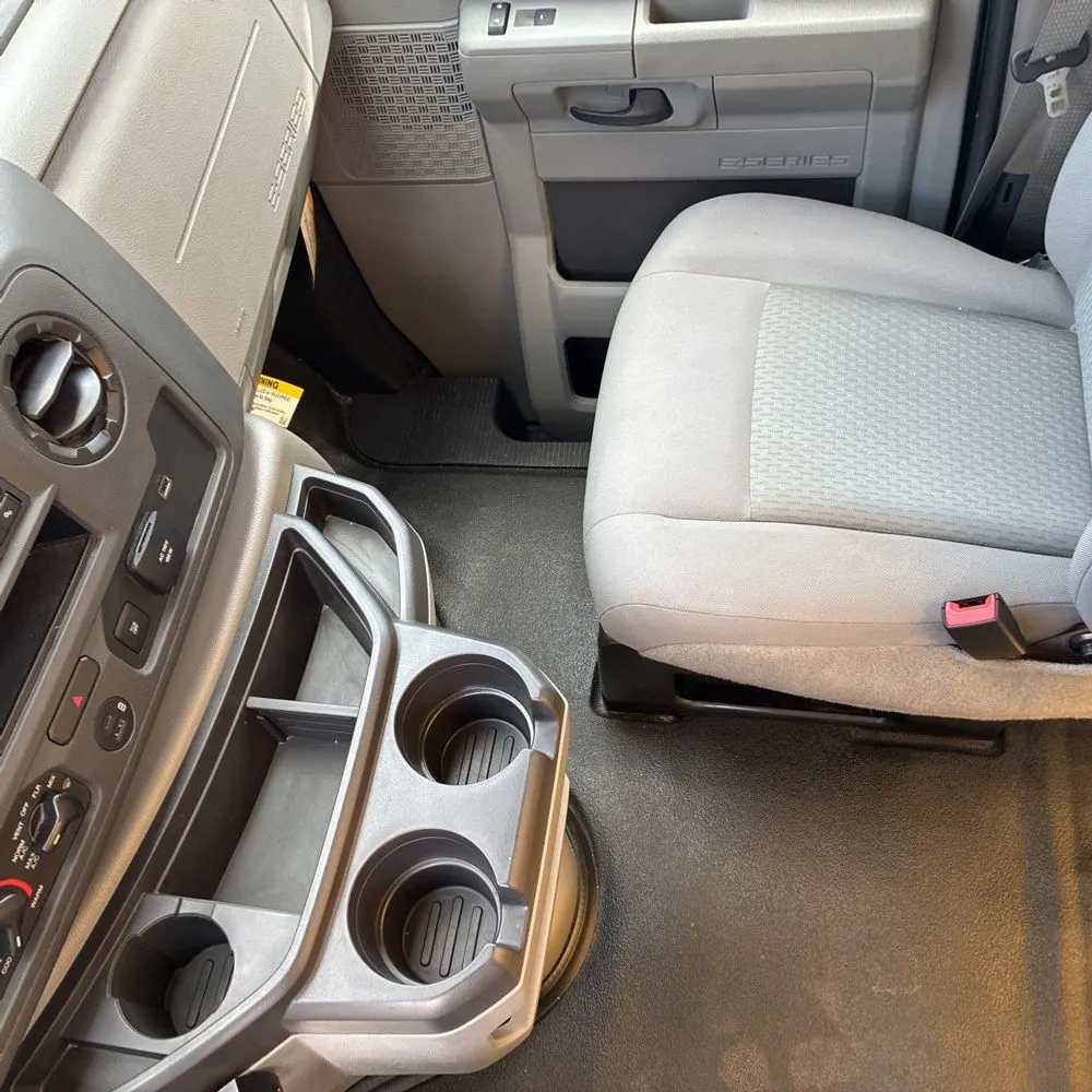 2025 Ford Commercial Vans E450