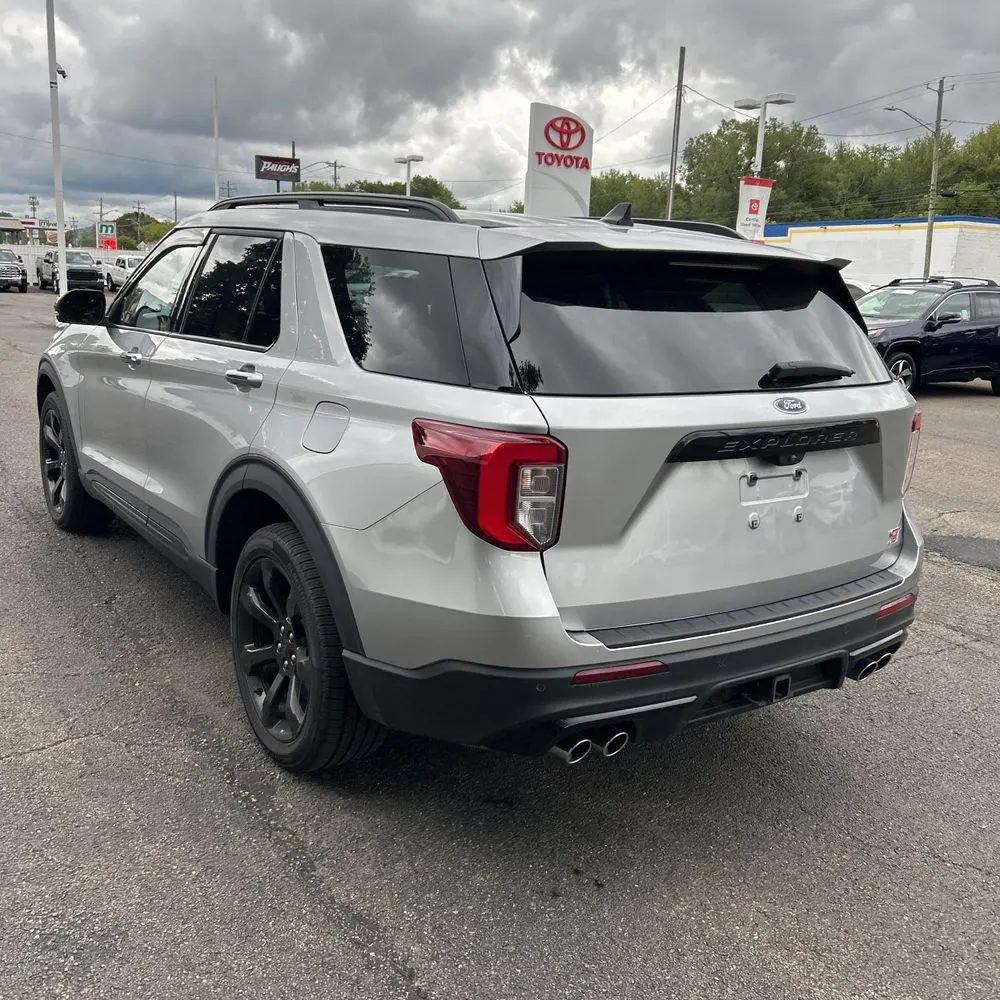 2023 Ford Explorer ST