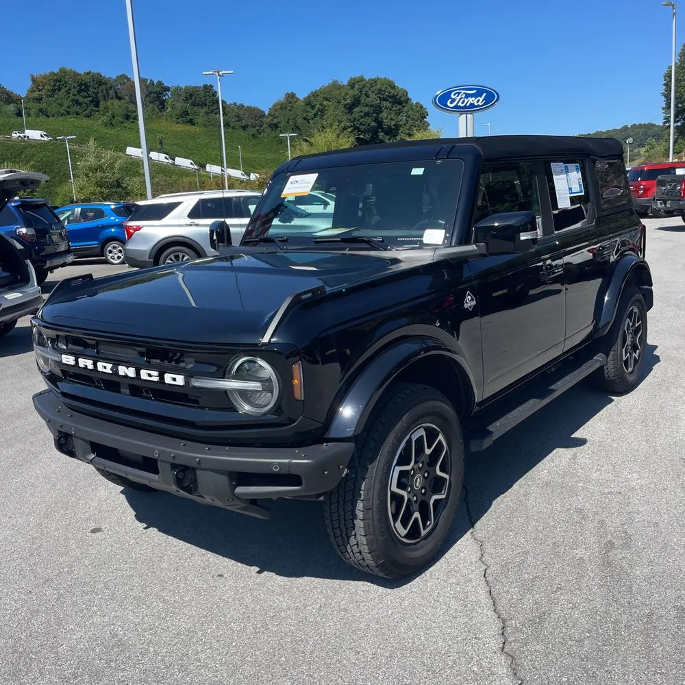 2024 Ford Bronco Outer Banks