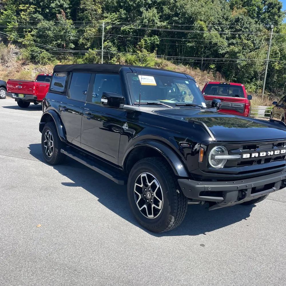 2024 Ford Bronco Outer Banks