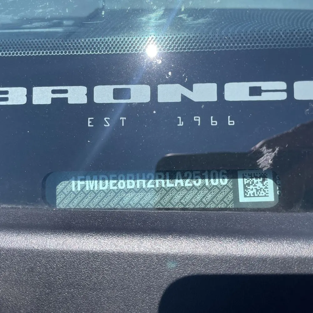2024 Ford Bronco Outer Banks