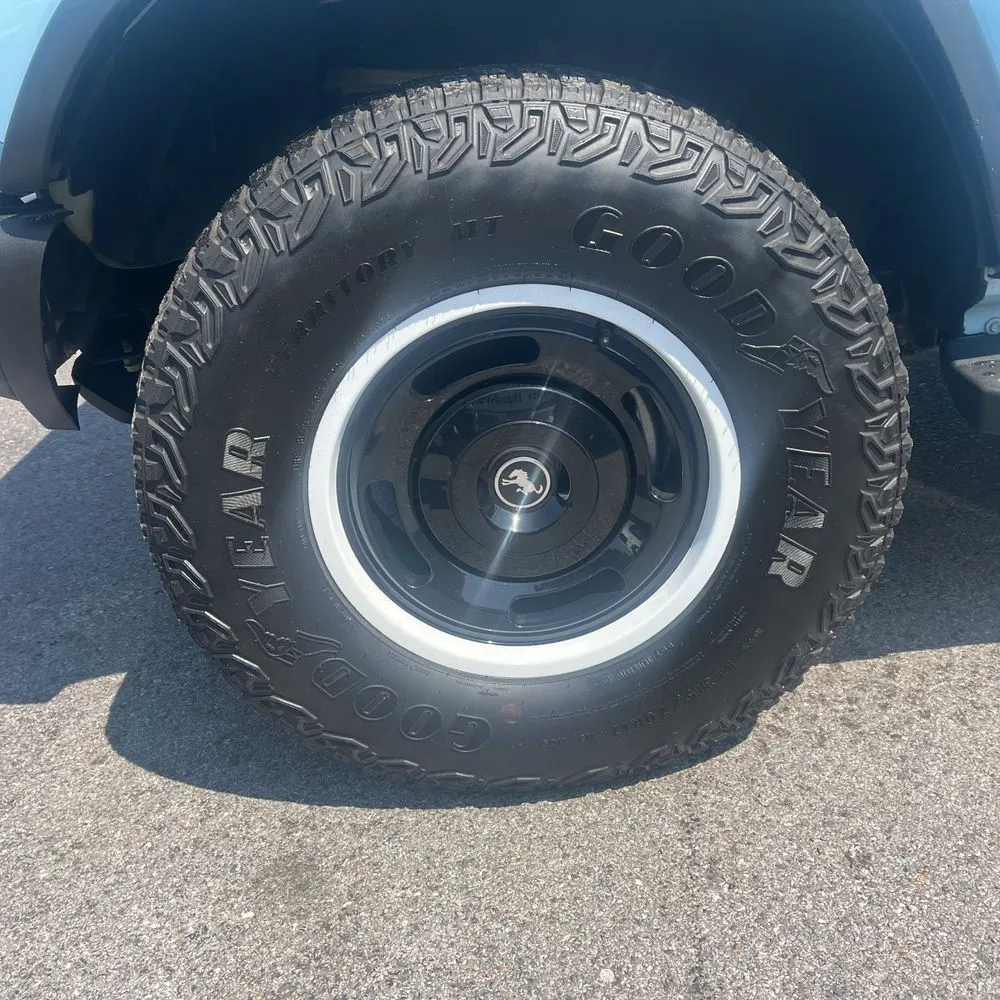2023 Ford Bronco Heritage Limited Edition