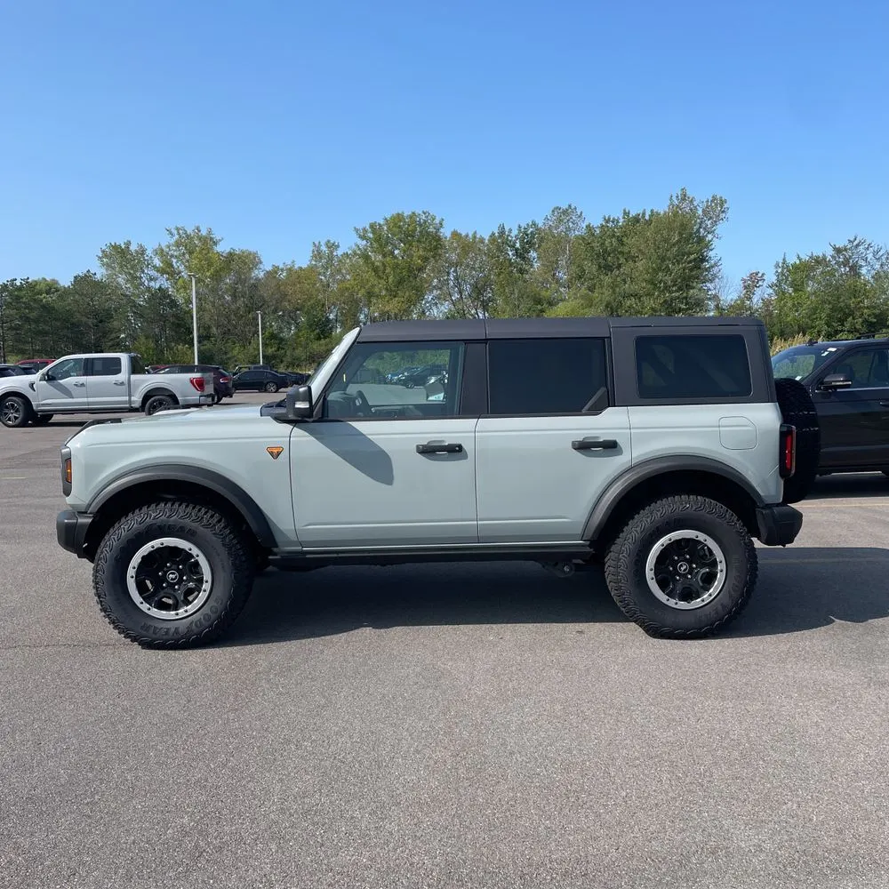 2023 Ford Bronco Badlands Advanced