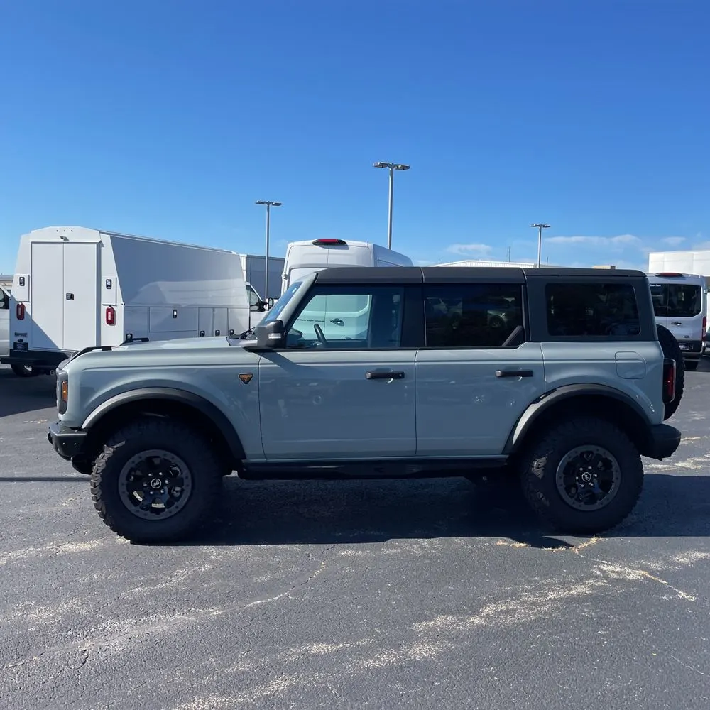 2022 Ford Bronco Badlands Advanced
