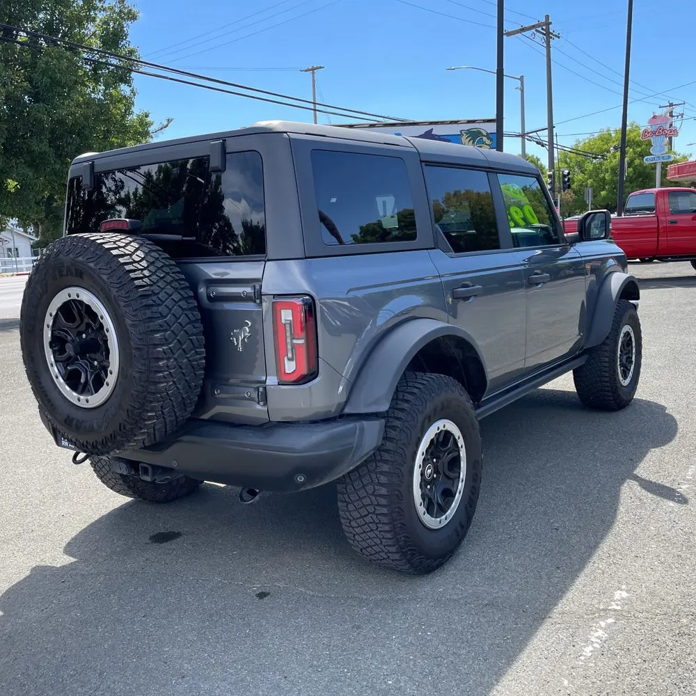 2022 Ford Bronco Badlands Advanced