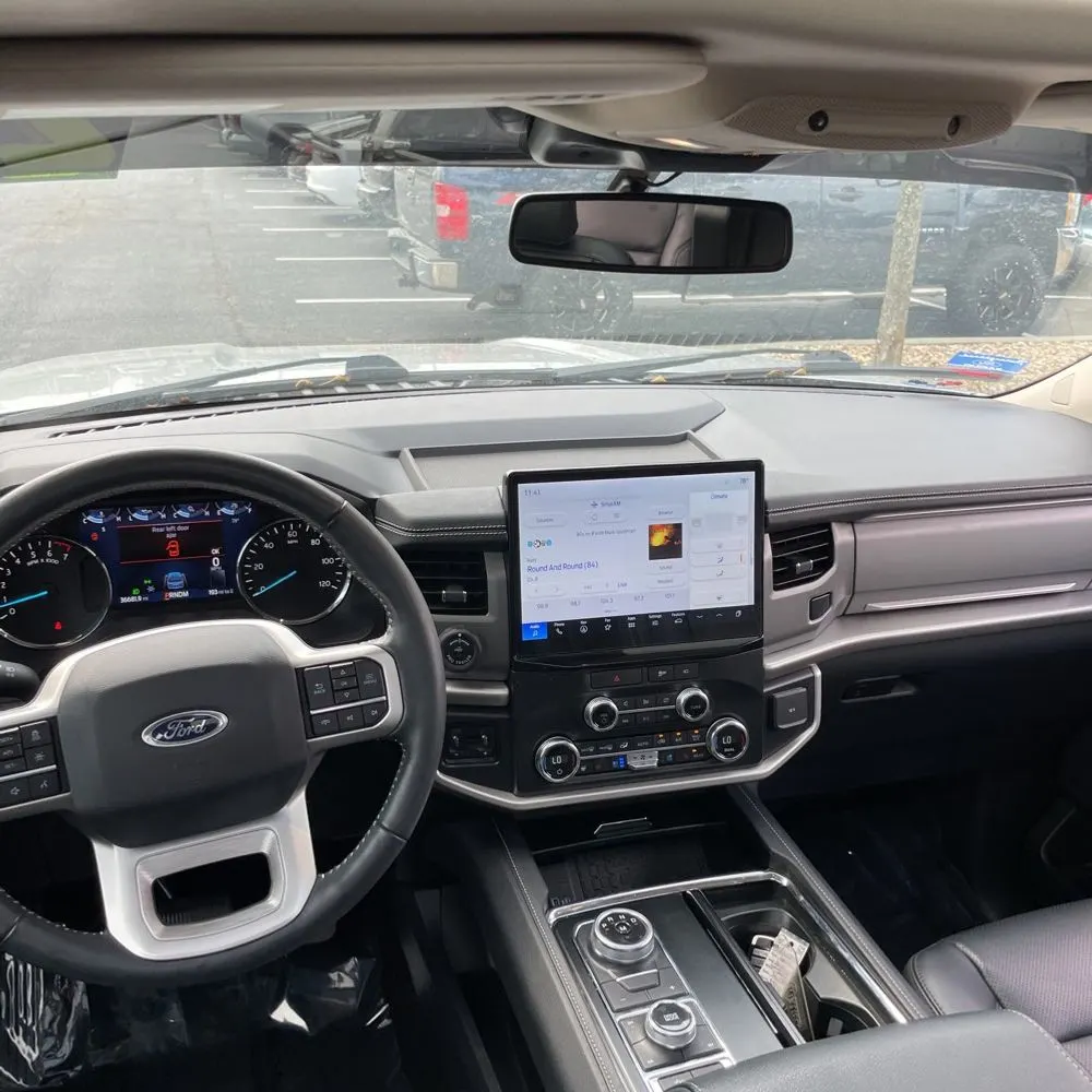 2022 Ford Expedition Max XLT