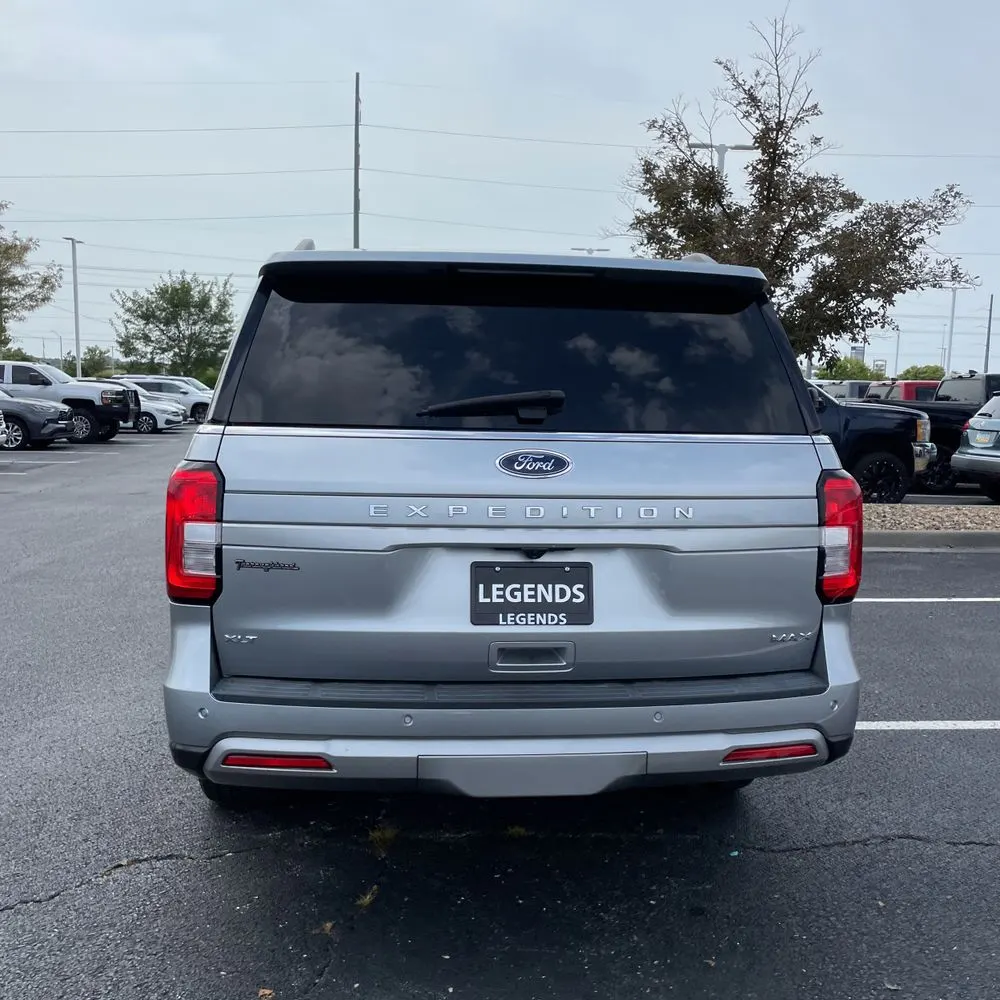 2022 Ford Expedition Max XLT
