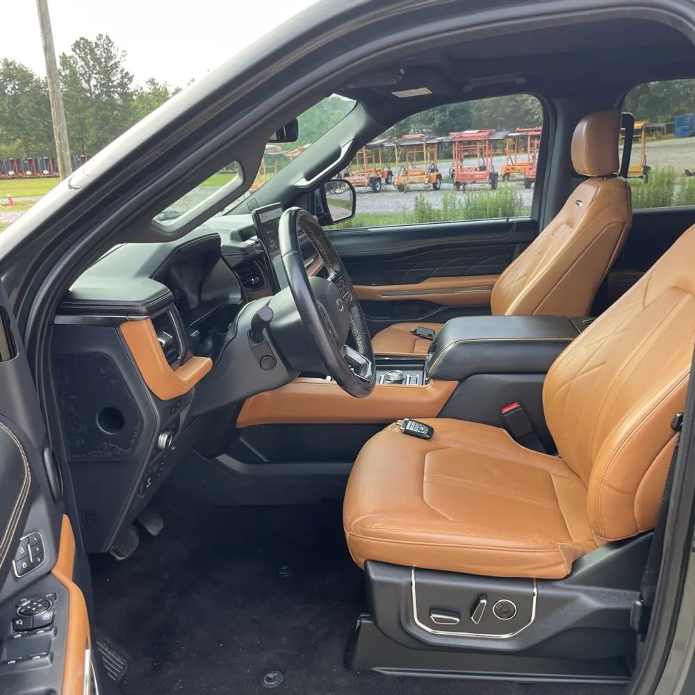 2022 Ford Expedition MAX Platinum