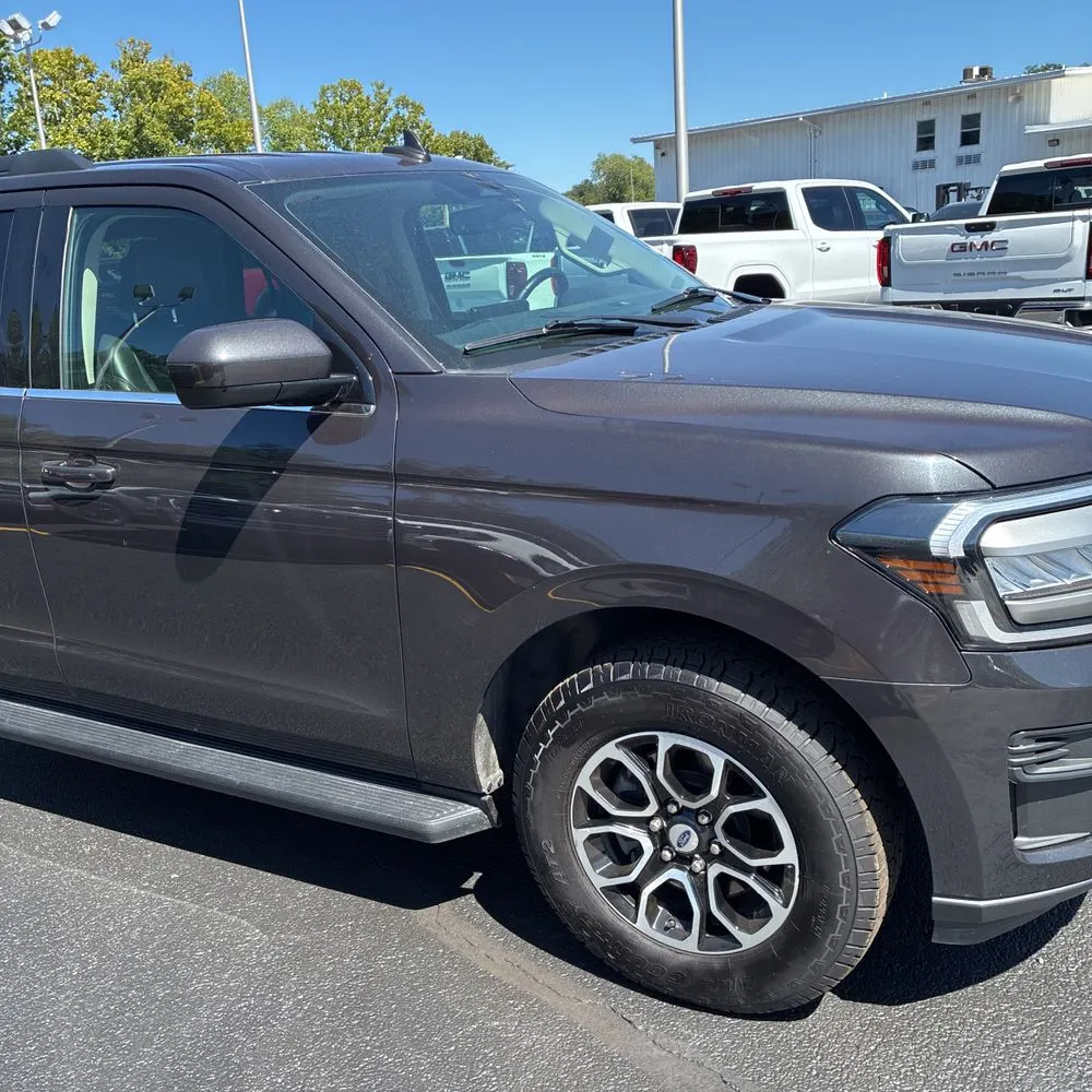 2024 Ford Expedition XLT