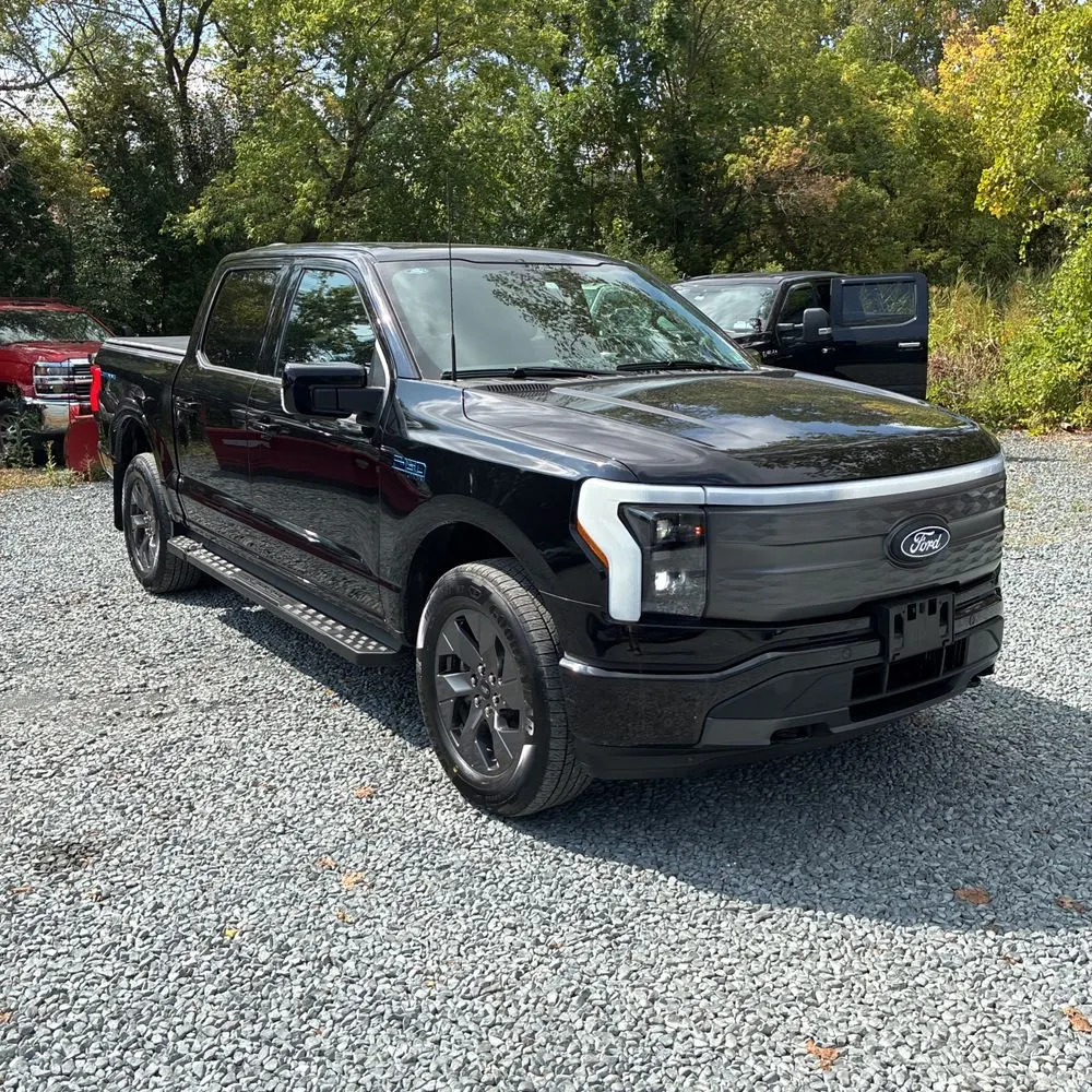 2024 Ford F-150 Lightning Lariat