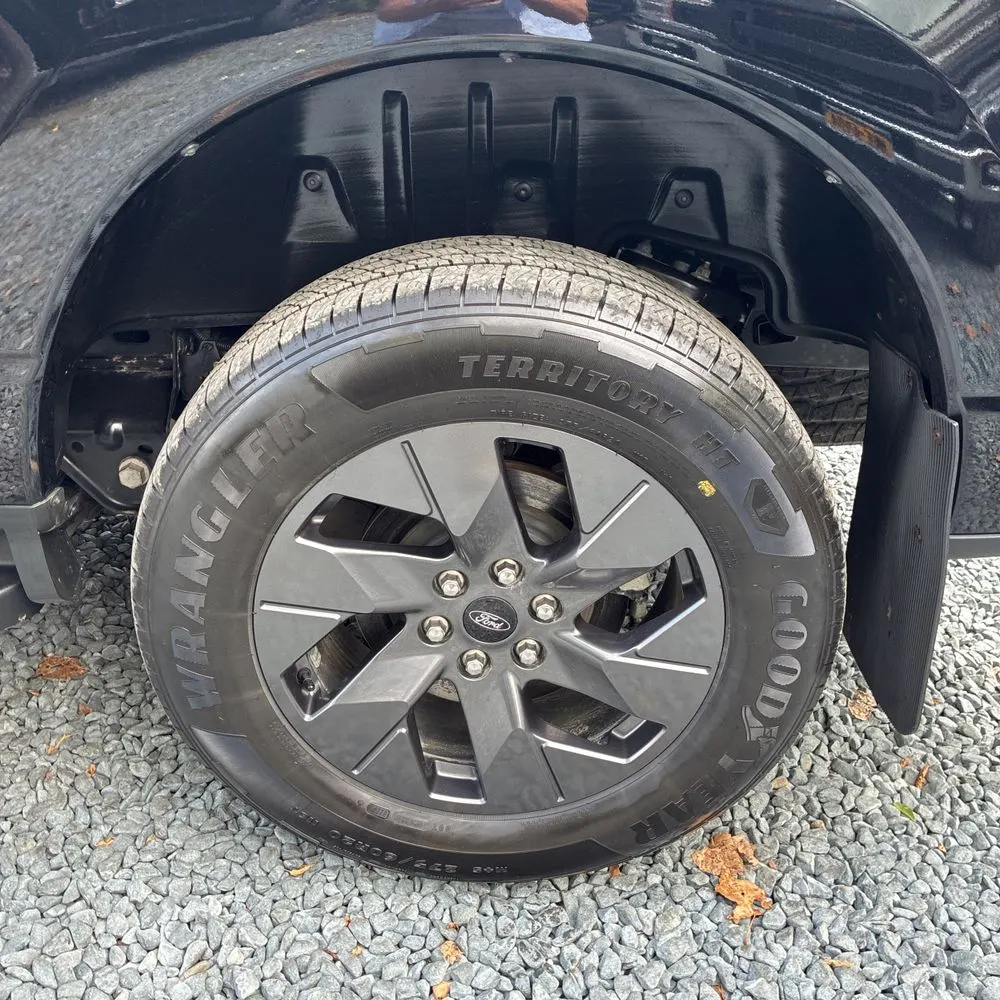 2024 Ford F-150 Lightning Lariat