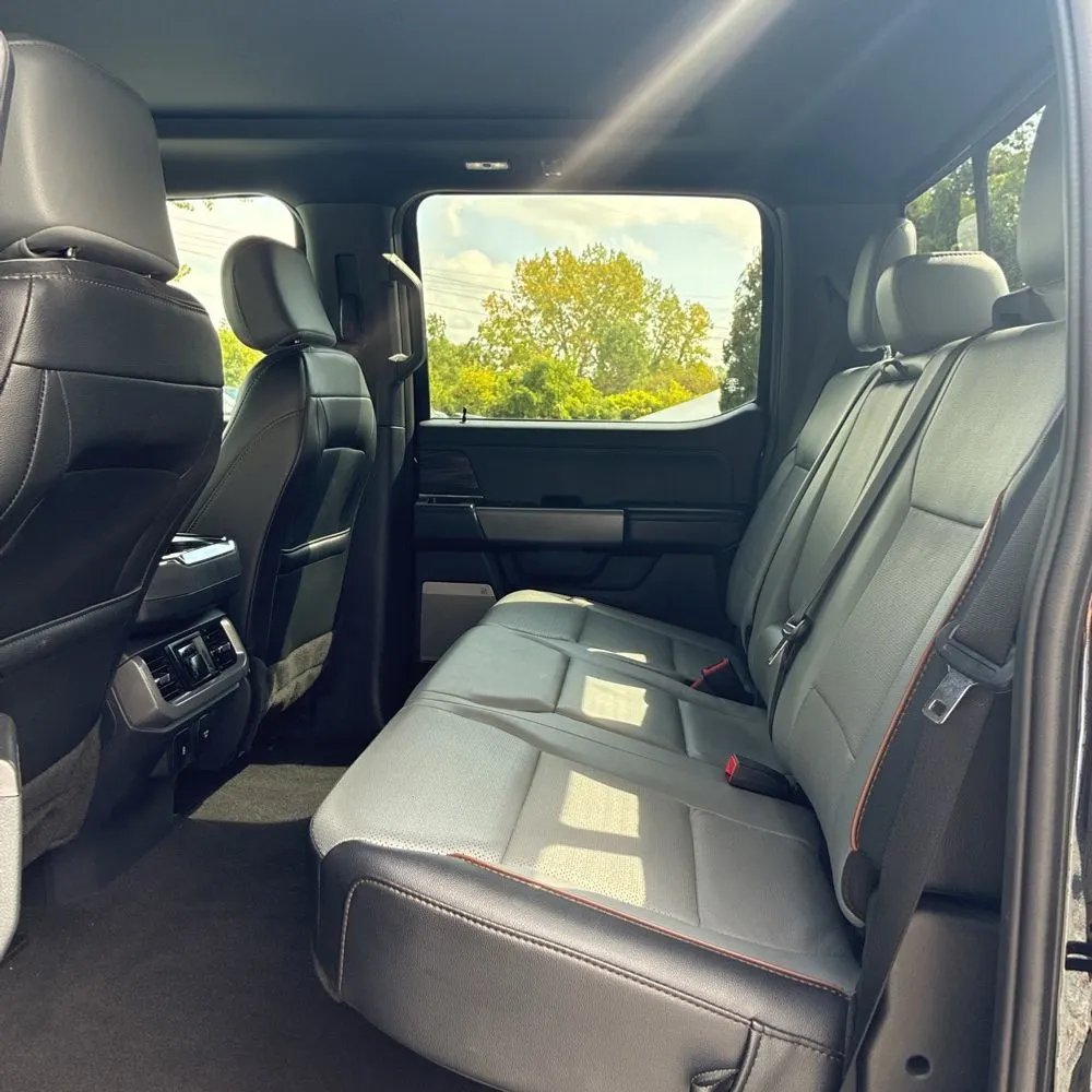 2024 Ford F-150 Lightning Lariat