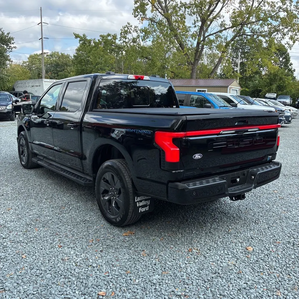 2024 Ford F-150 Lightning Lariat