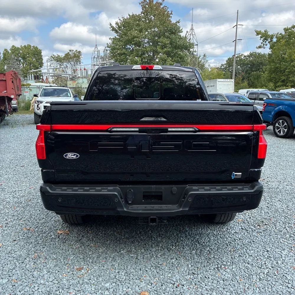 2024 Ford F-150 Lightning Lariat