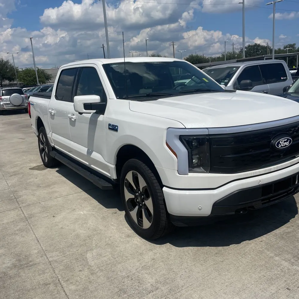 2024 Ford F-150 Lightning Platinum