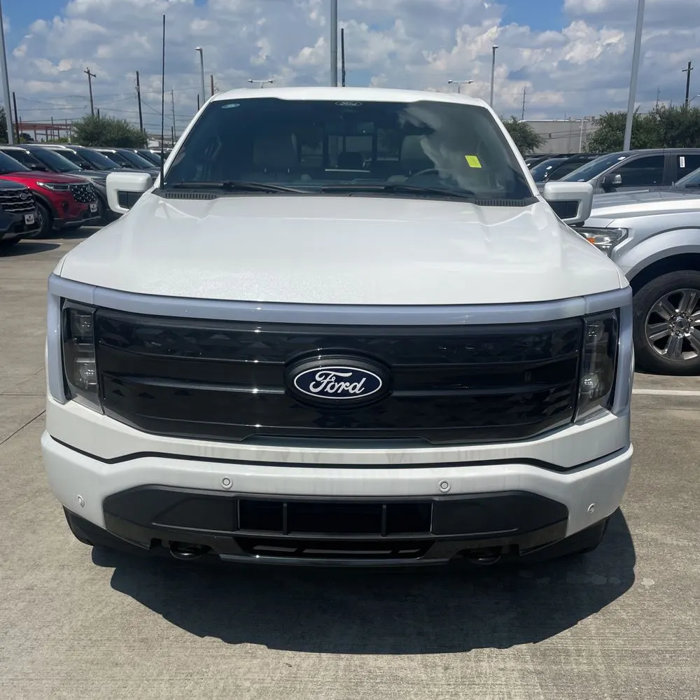 2024 Ford F-150 Lightning Platinum