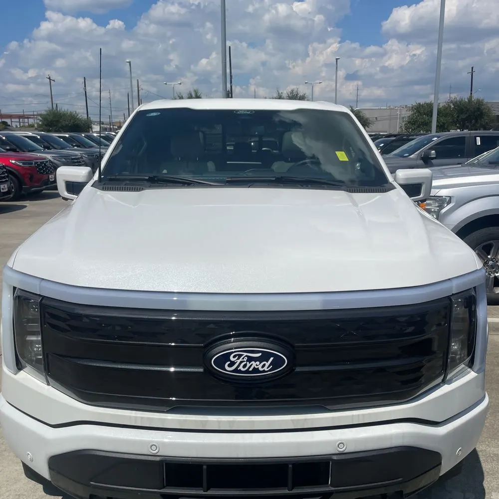 2024 Ford F-150 Lightning Platinum