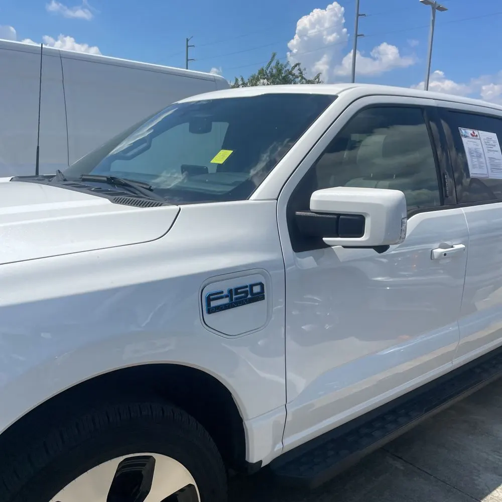 2024 Ford F-150 Lightning Platinum