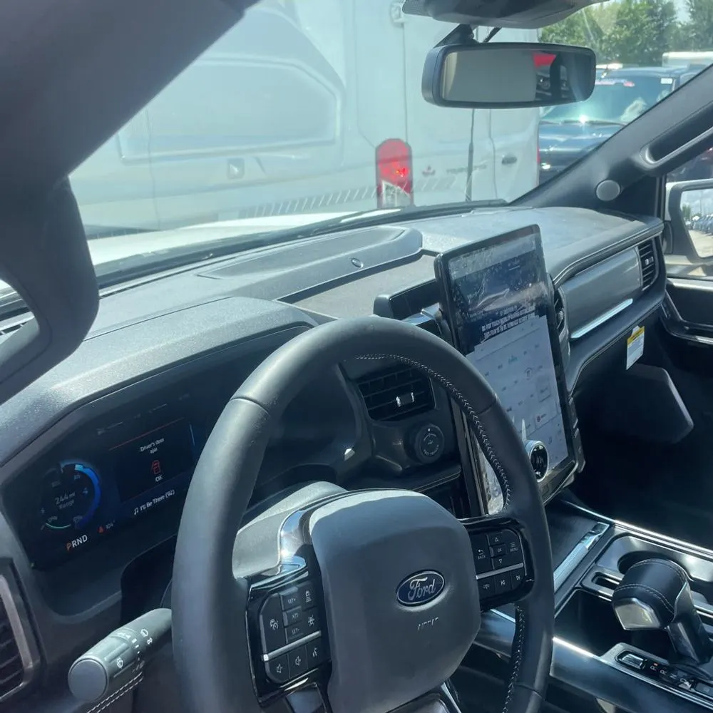 2024 Ford F-150 Lightning Platinum