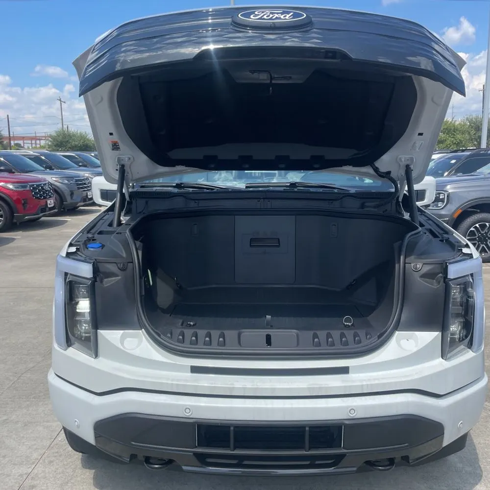 2024 Ford F-150 Lightning Platinum