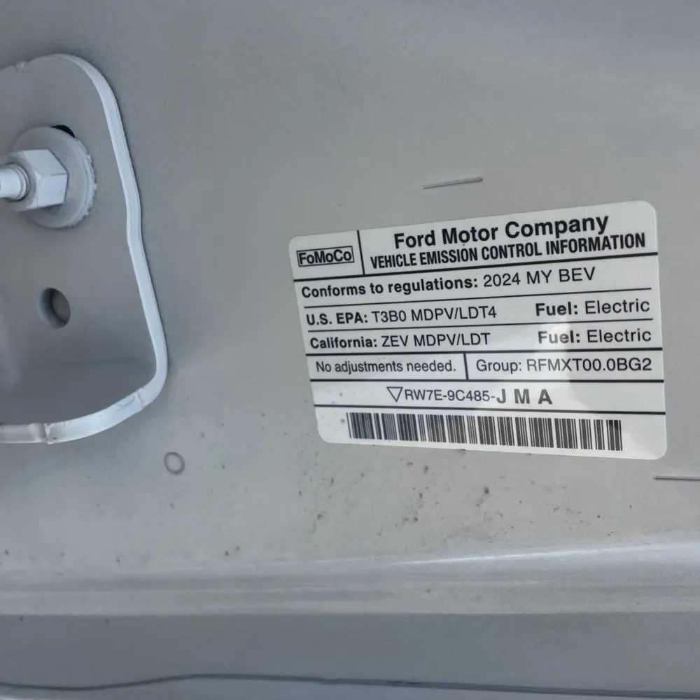 2024 Ford F-150 Lightning Platinum