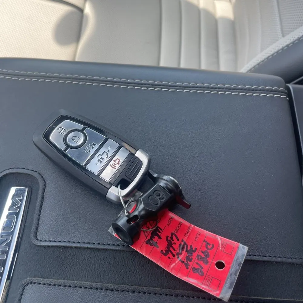 2024 Ford F-150 Lightning Platinum