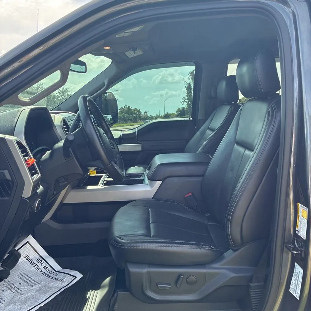 2020 Ford F-250 Super Duty Lariat